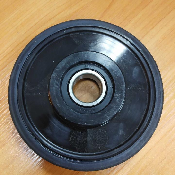 Ролик Обрезиненный D135 Мм C Подшипником 6205 Peer Bearing И Стопорным Кольцом (R0135r-1-001E)