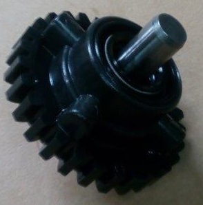 Шестерня Холостого Хода (28 Зубьев) (Масляный Сепаратор) В Сборе (См.замену - Lu072413 + Lu072414)