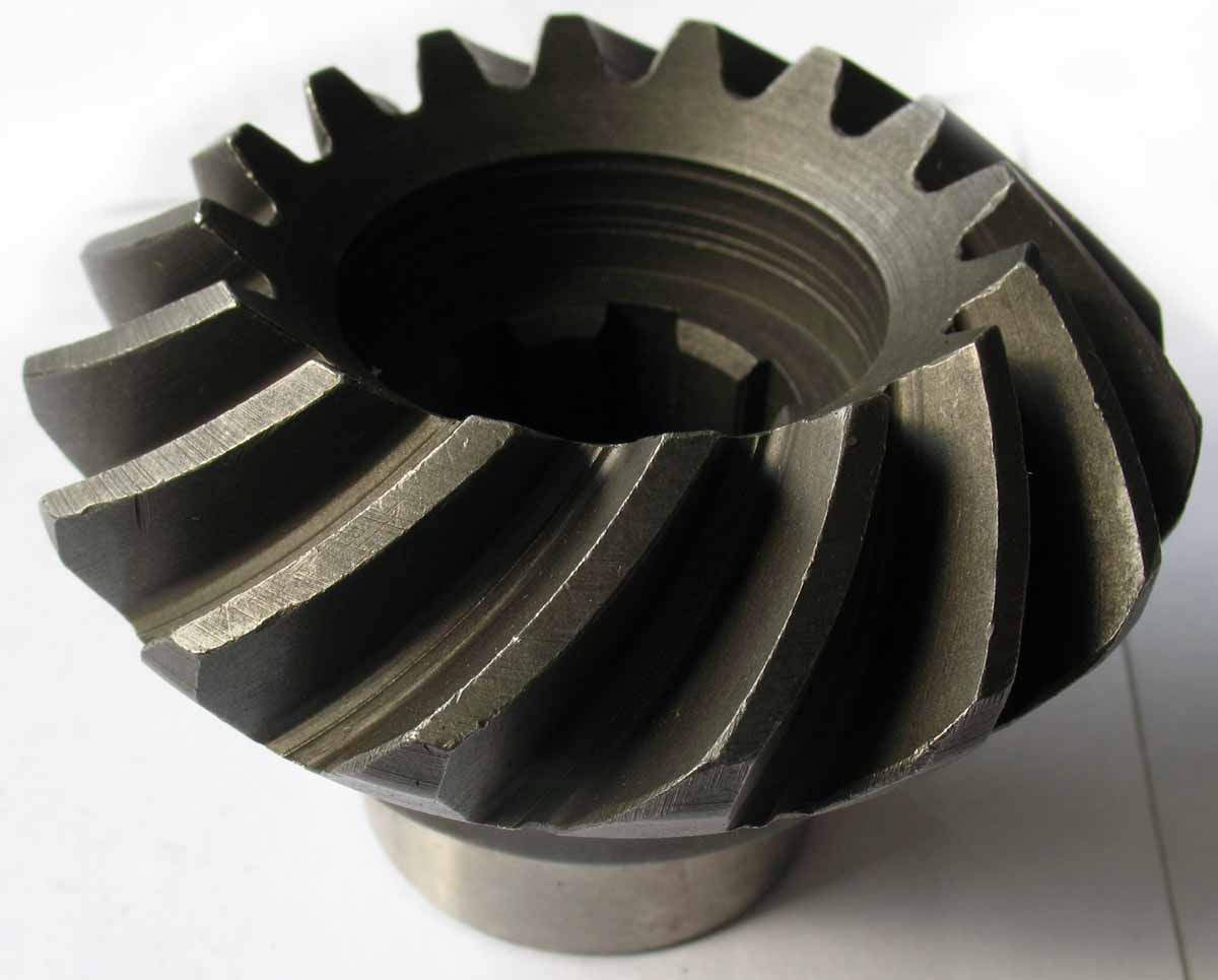 Шестерня Коническая Выходного Вала Двигателя(Нарезка Прав.16Т),Ведомая