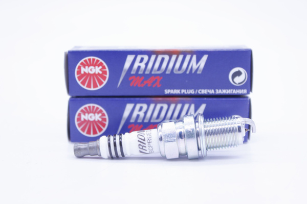 Свеча Зажигания Bcpr6eix11